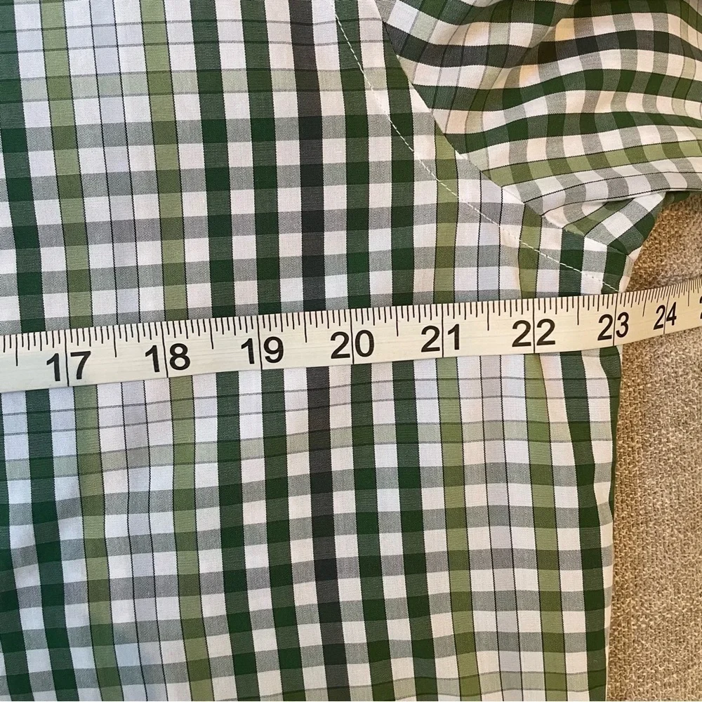 Banana Republic Mens Large 16-16 1/2” Various Greens Check Pattern Button Shirt